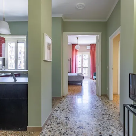 Domus Artea In Metro Piramide Apartment *